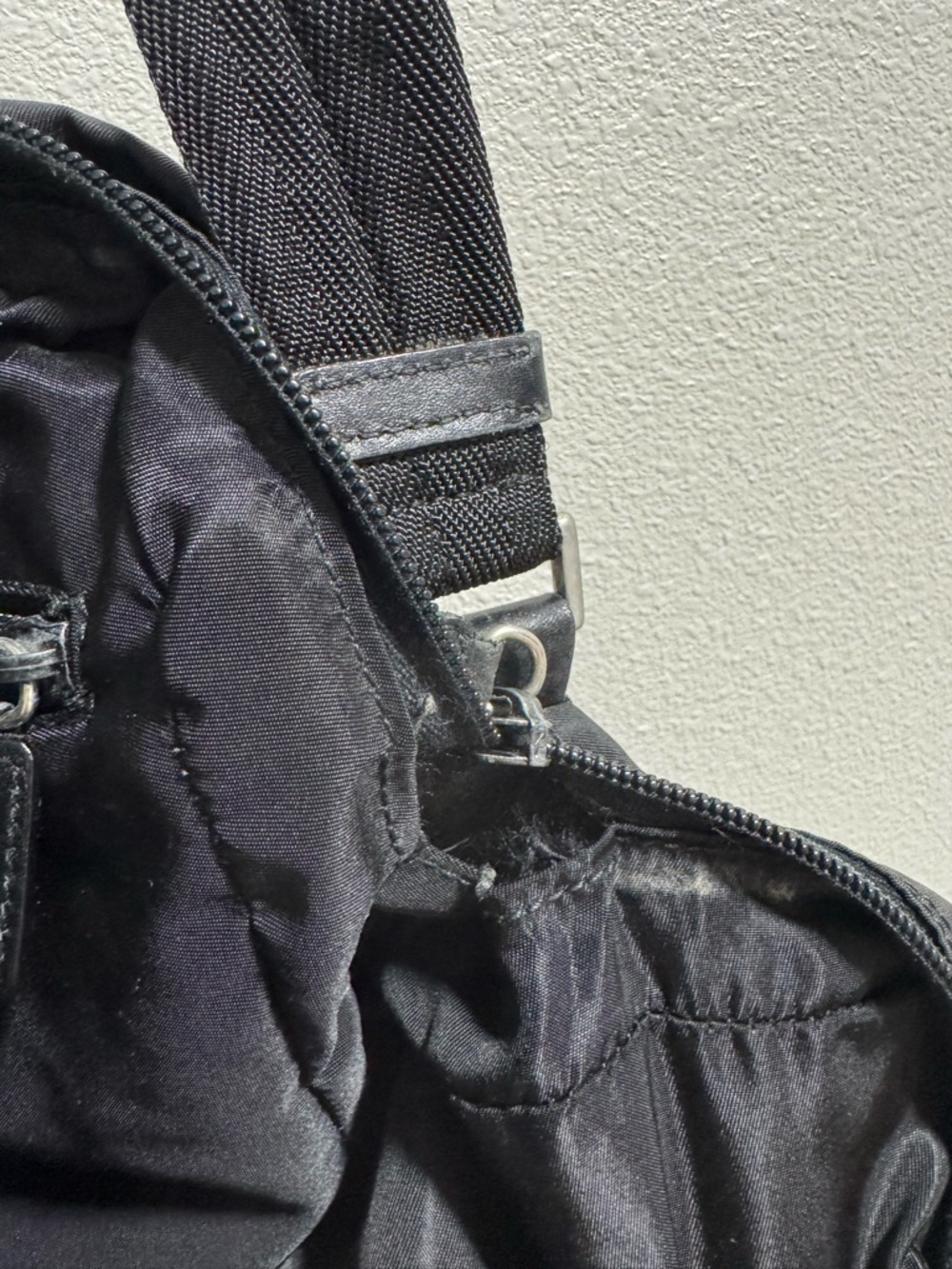 Authentic Prada Nero Tessuto Plate Crossbody - Picture 10 of 12